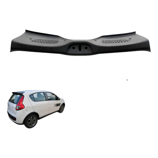 Acabamento Tampa Traseira Palio 2012 2014 2016 2019