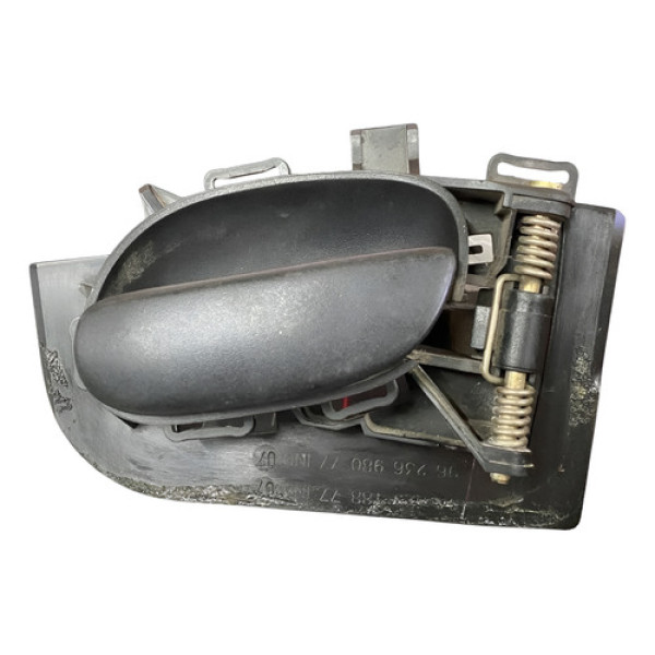 Macaneta Interna Diant Direito Peugeot 206 207 99 2010 2014