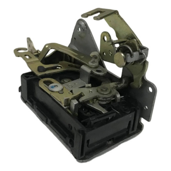 Fechadura Manual Dianteira Direita Vw Gol Saveiro 1999 2013